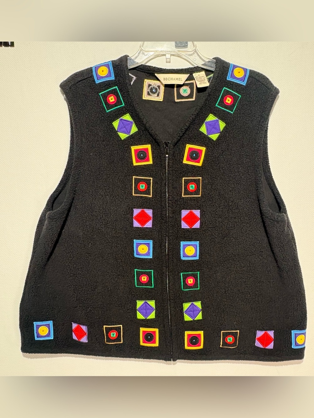 Vintage 90s Bechamel Fleece Zip-Up Vest – Multicolor Geometric Appliqué